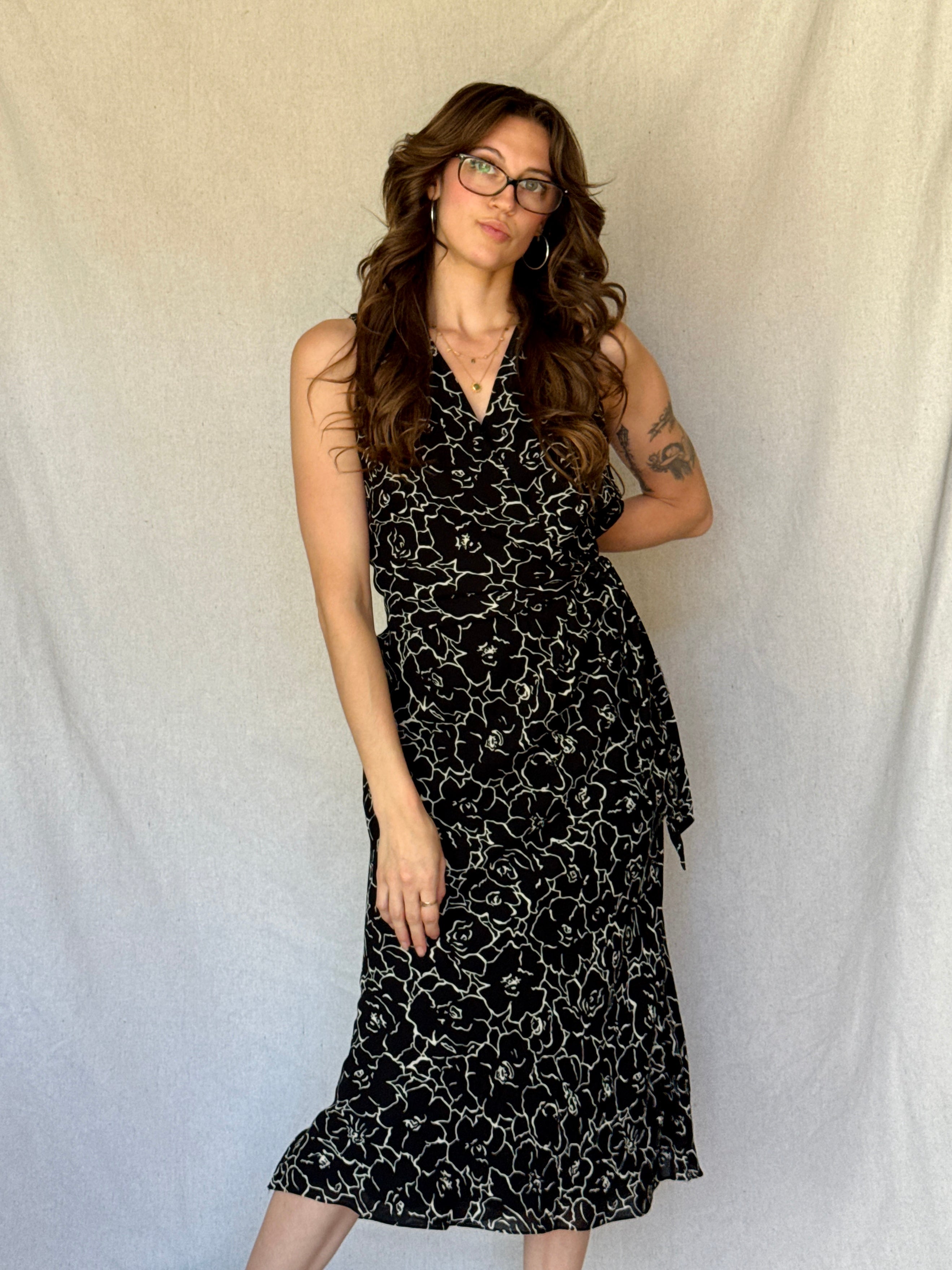 90s Black Floral Sleeveless Wrap Dress – Soapbox Vintage