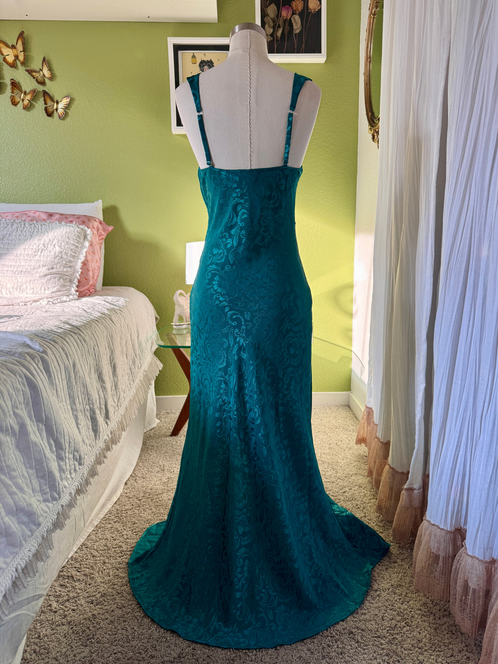 80s Emerald Green Victoria’s Secret Jacquard Beaded Lace Mermaid Slip Dress