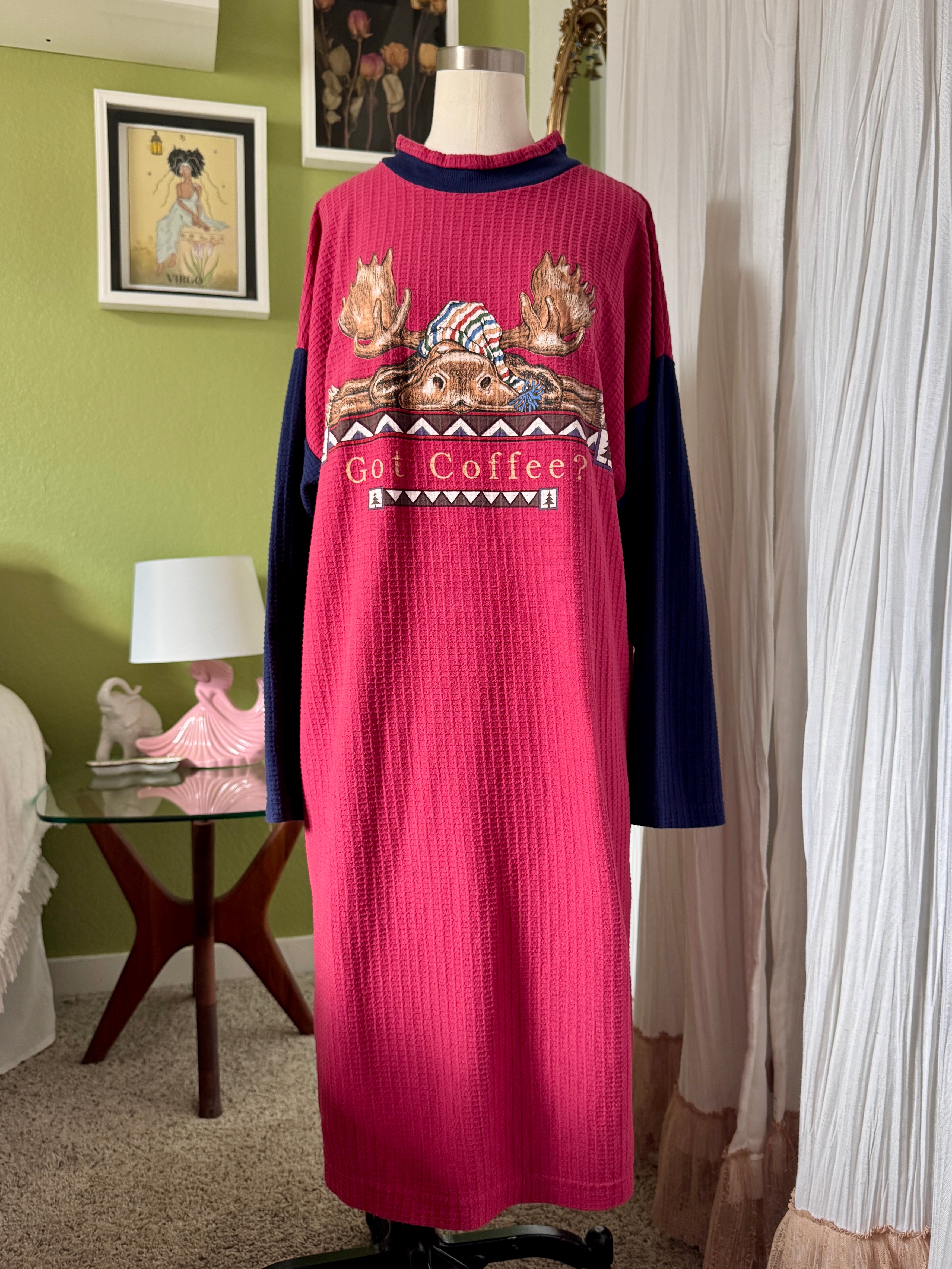 80s Red & Navy 'Got Coffee’ Moose Waffled Raglan Sleep Tee Dress