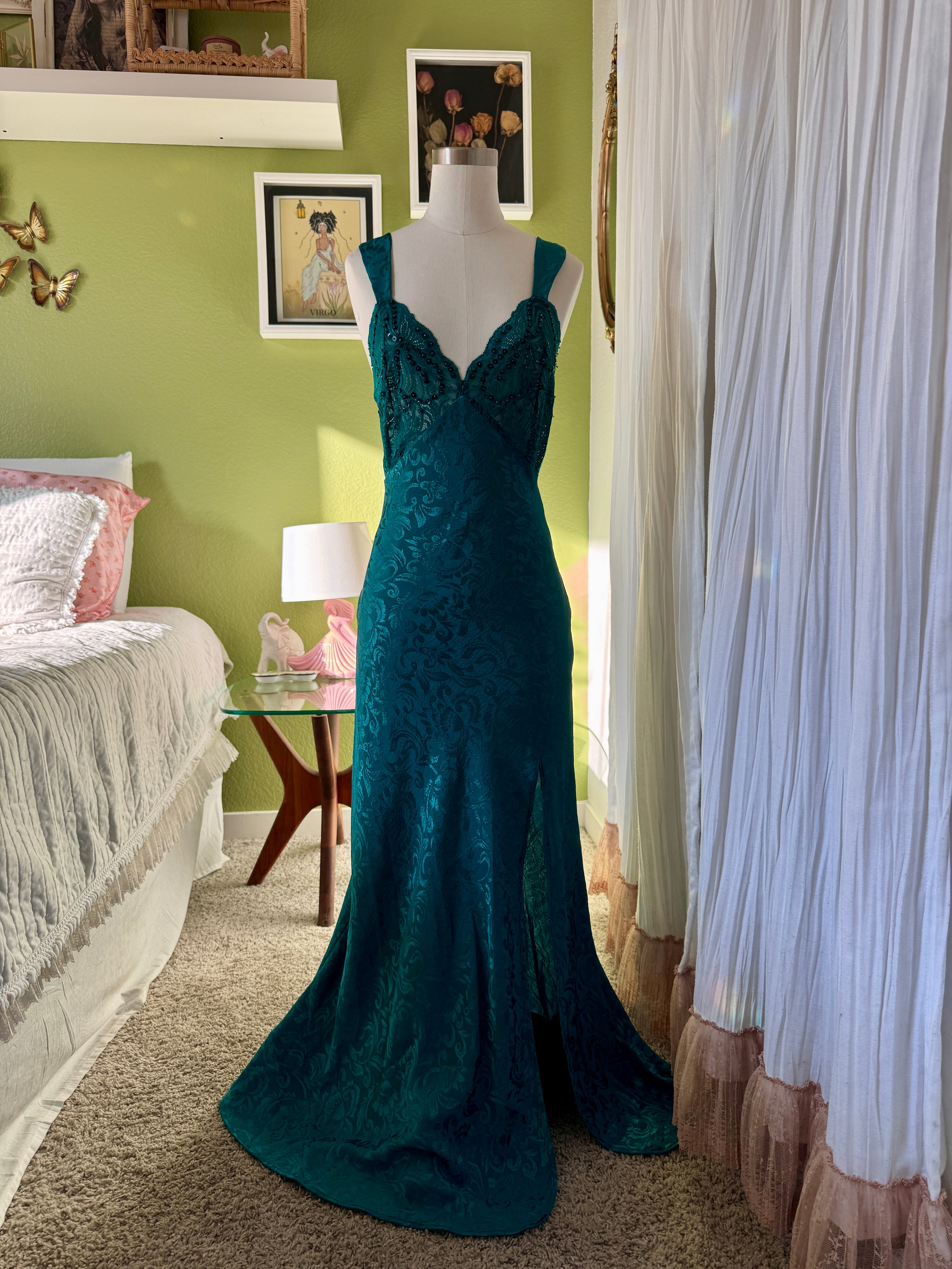 80s Emerald Green Victoria’s Secret Jacquard Beaded Lace Mermaid Slip Dress