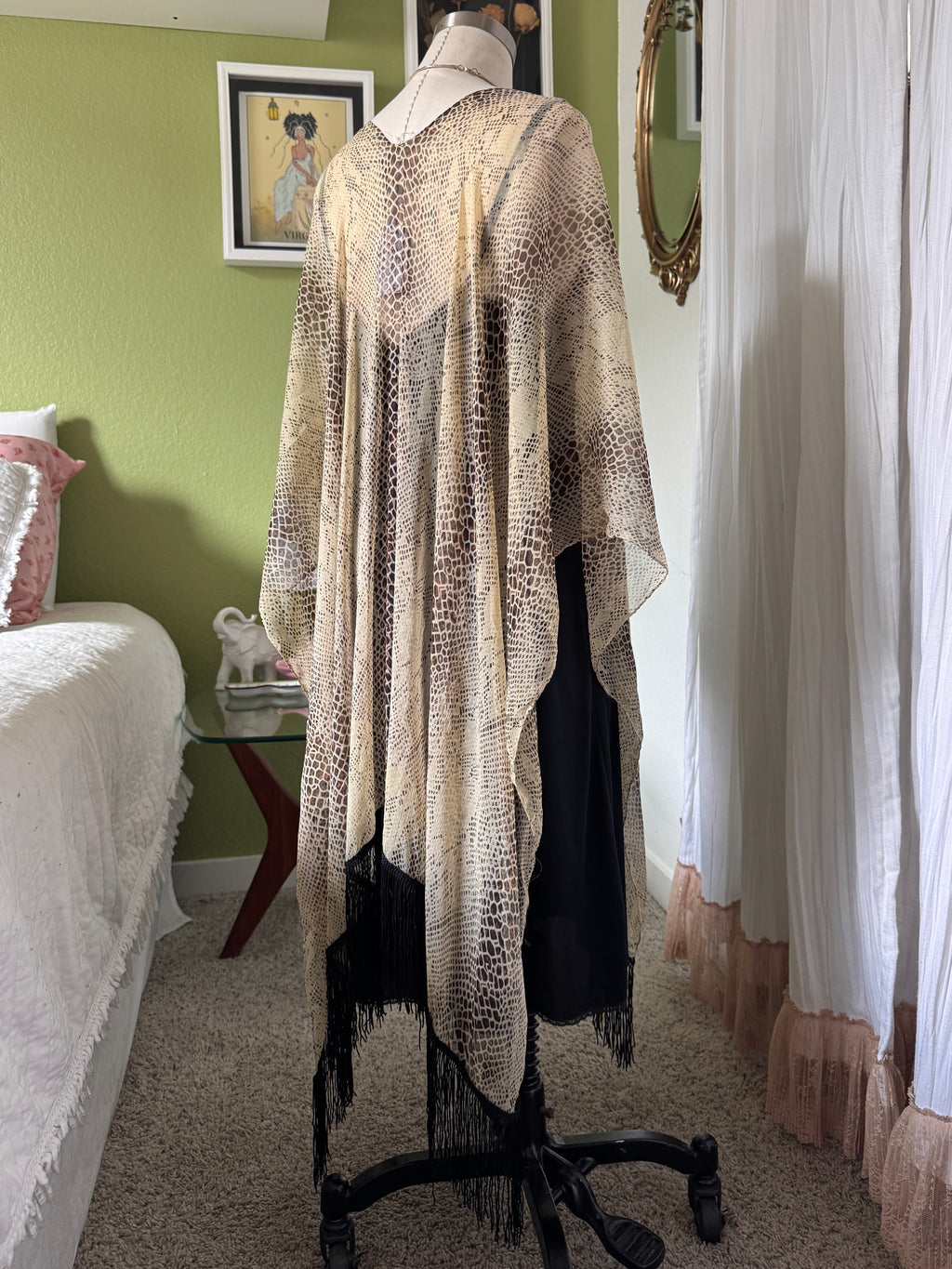 Snakeskin Print Sheer Fringe Kimono/Wrap (Modern)