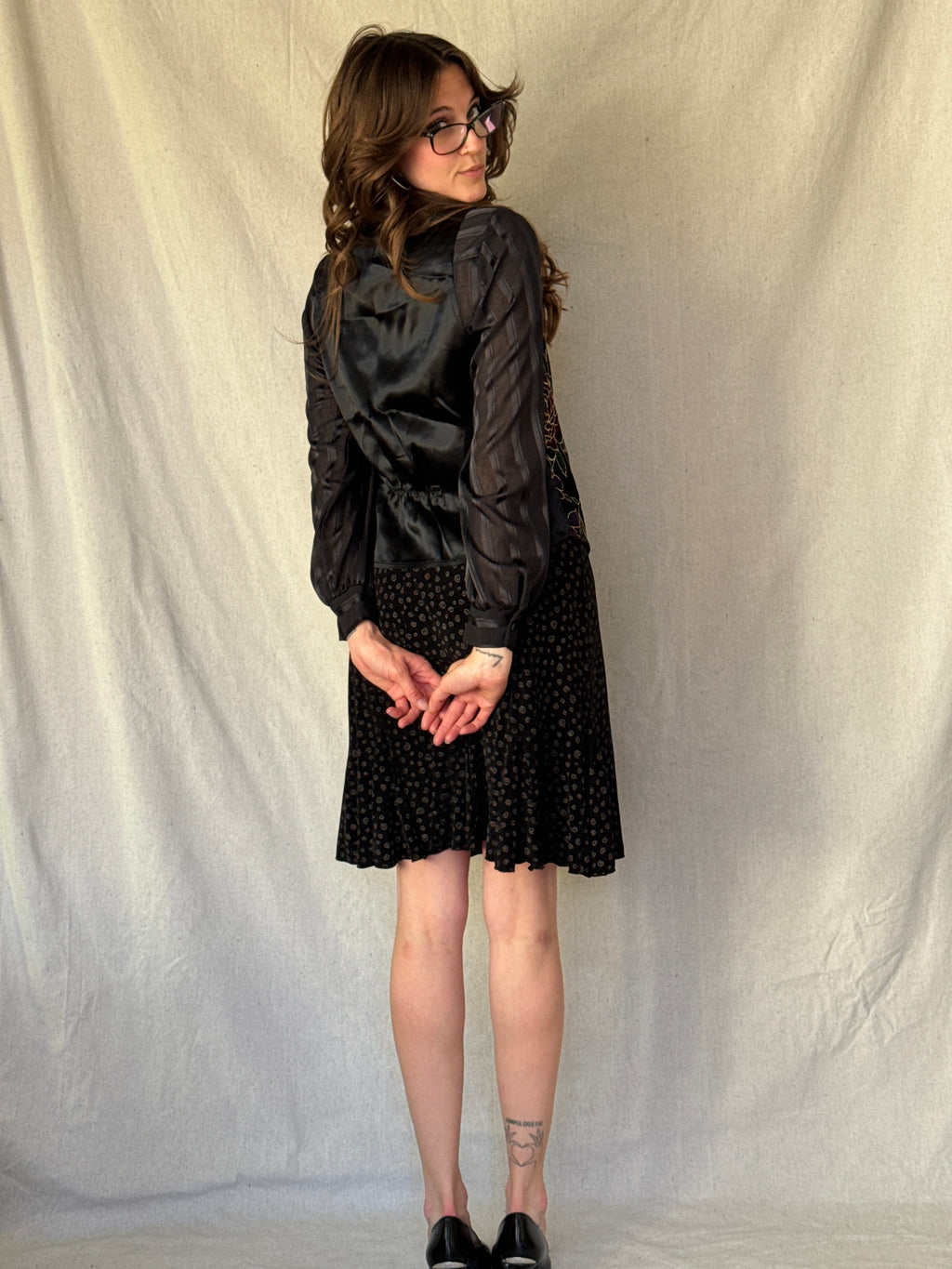 90s Black Swirl Print Midi Skirt