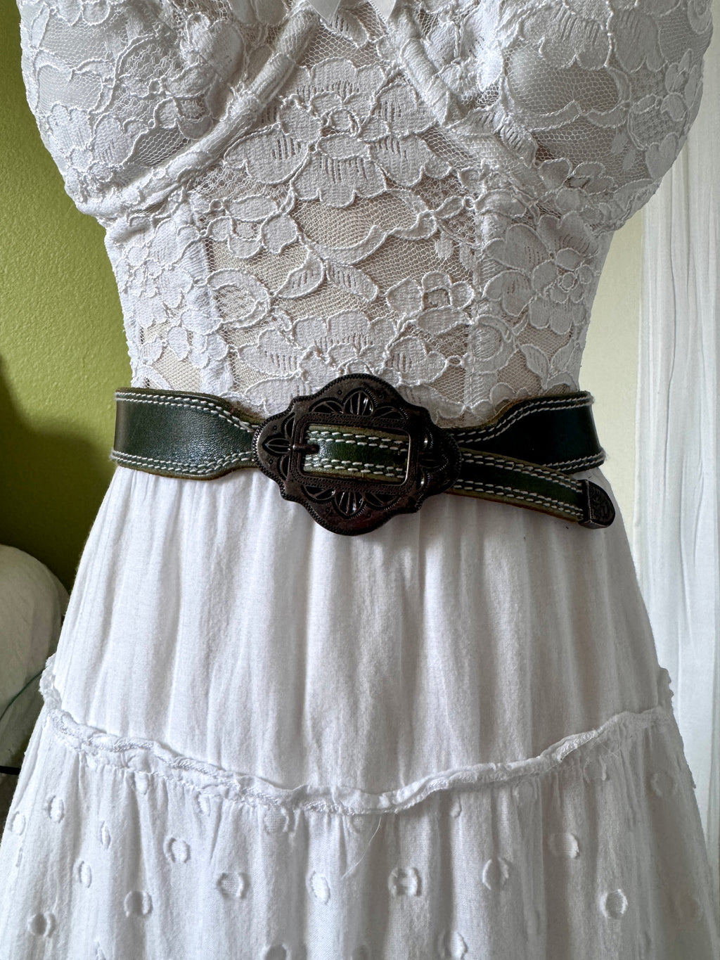 90s Green Leather Liz Claiborne Belt