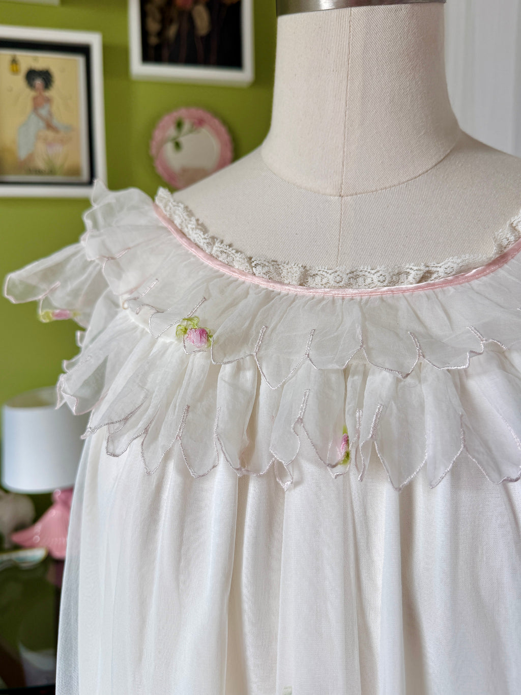 60s White Dreamy Rosette & Lace Babydoll Slip Dress