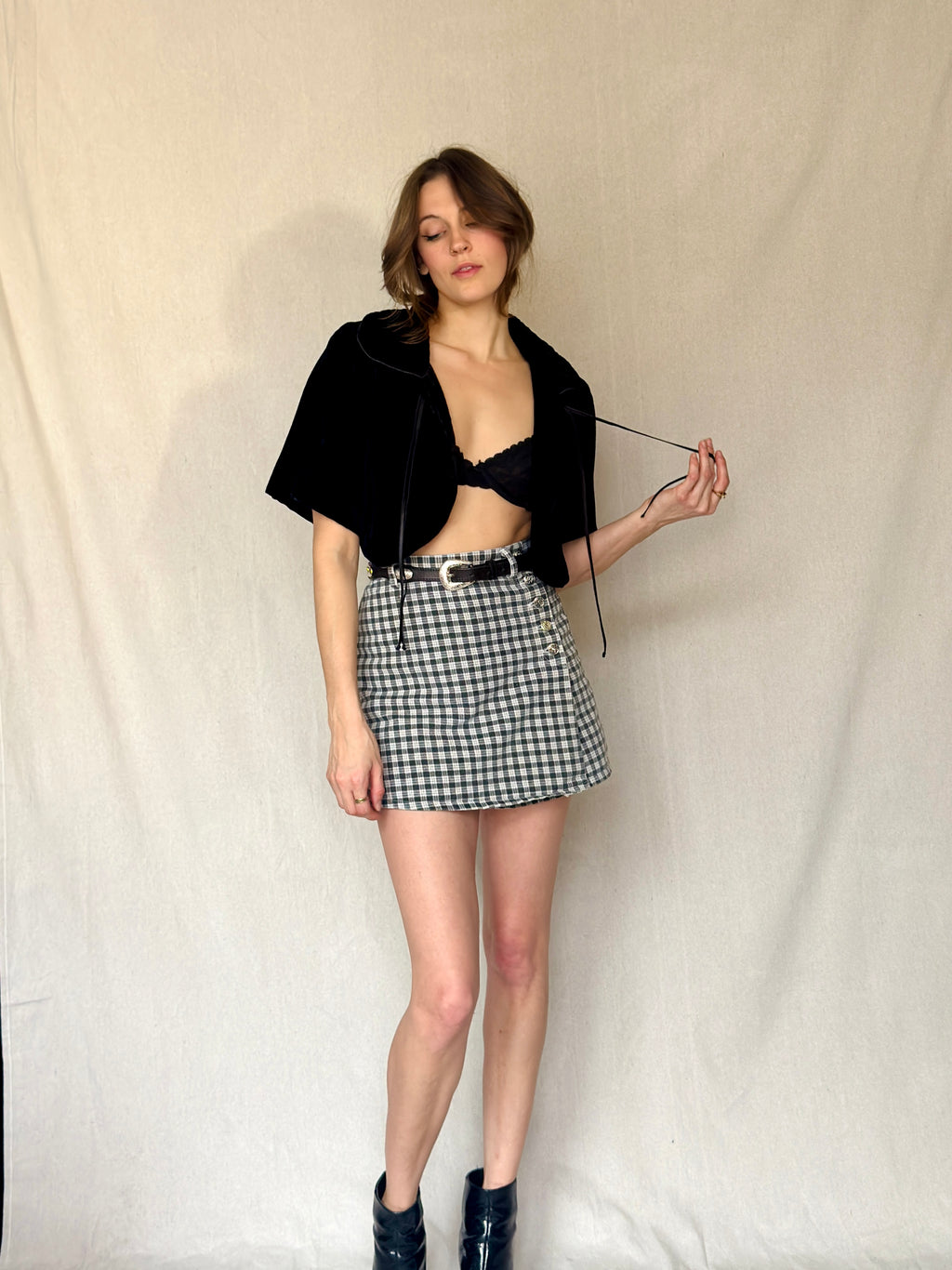 90s Black Velvet Bed Jacket