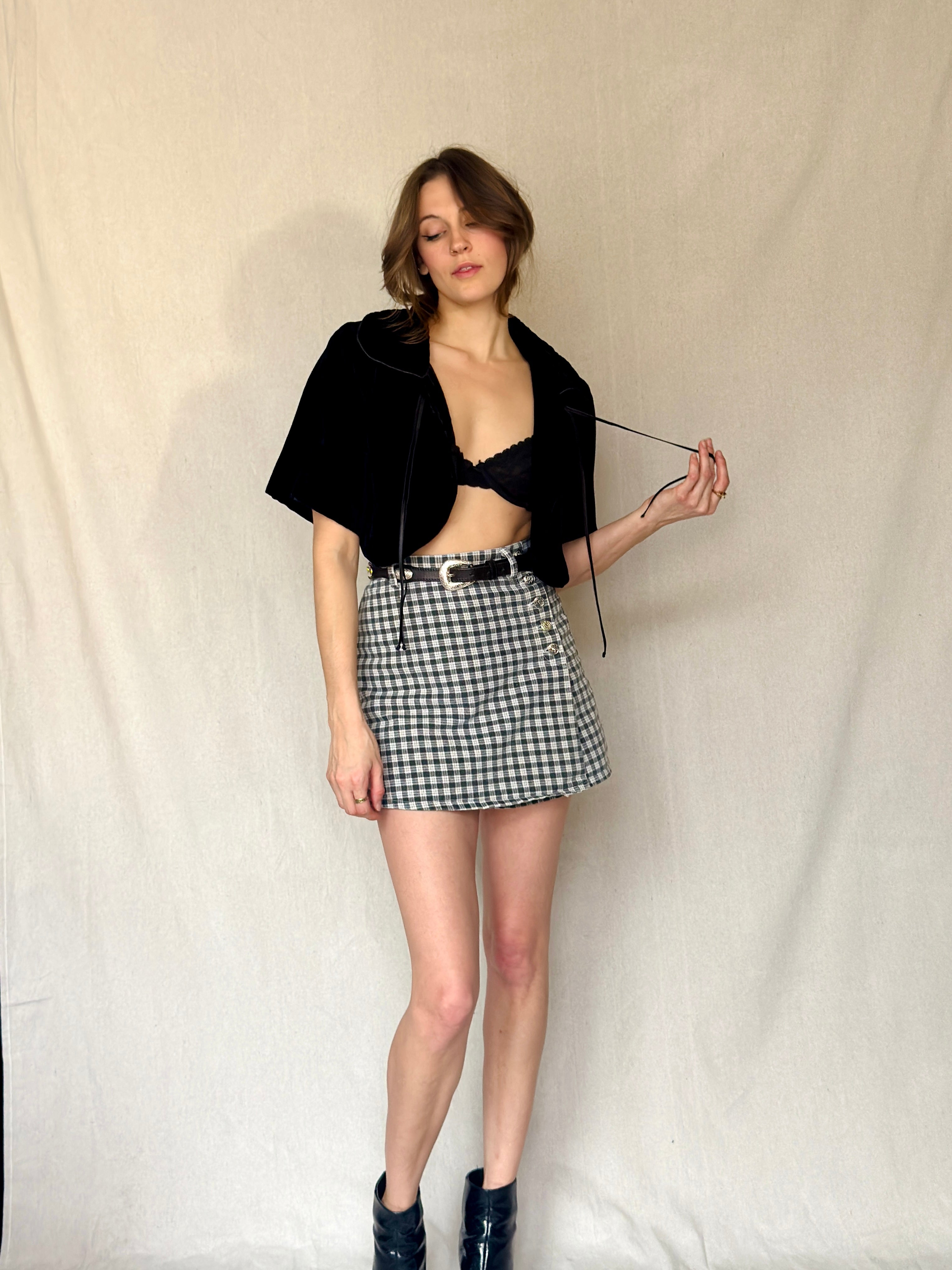 90s Black Velvet Bed Jacket