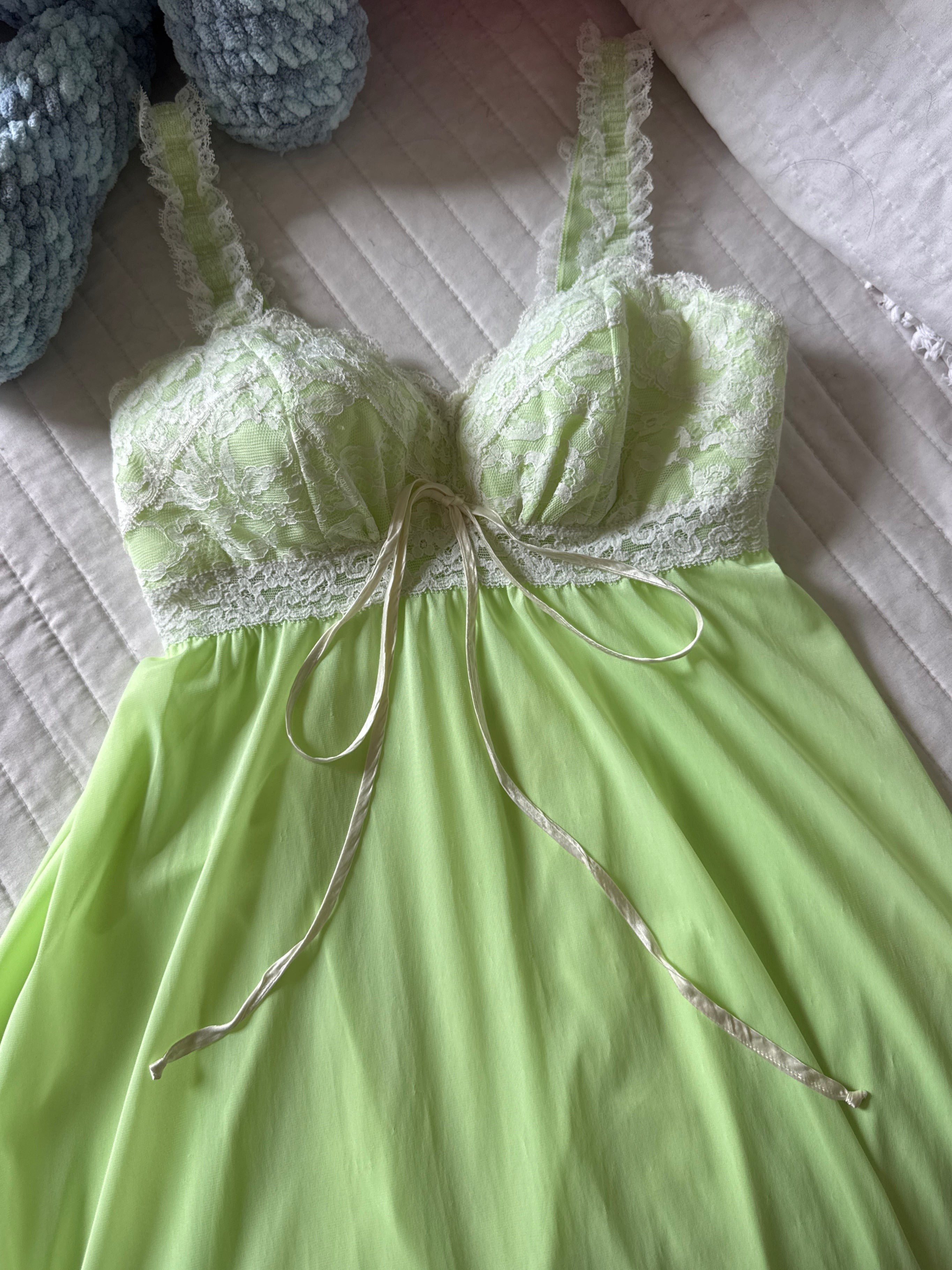 60s/70s Key Lime Green Nylon Lace Neglige Slip Dress