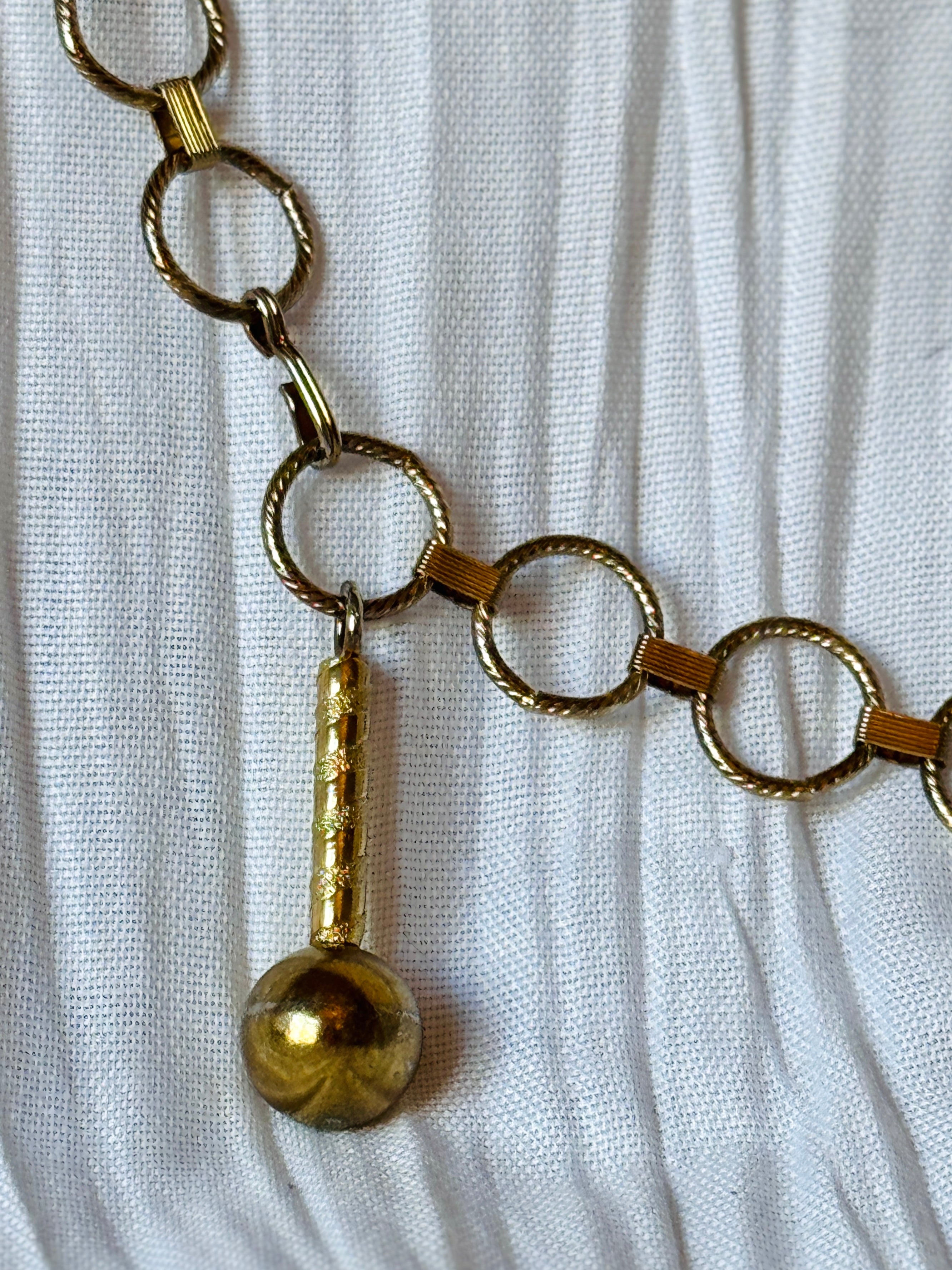 Vintage Gold O-Ring Chain Belt