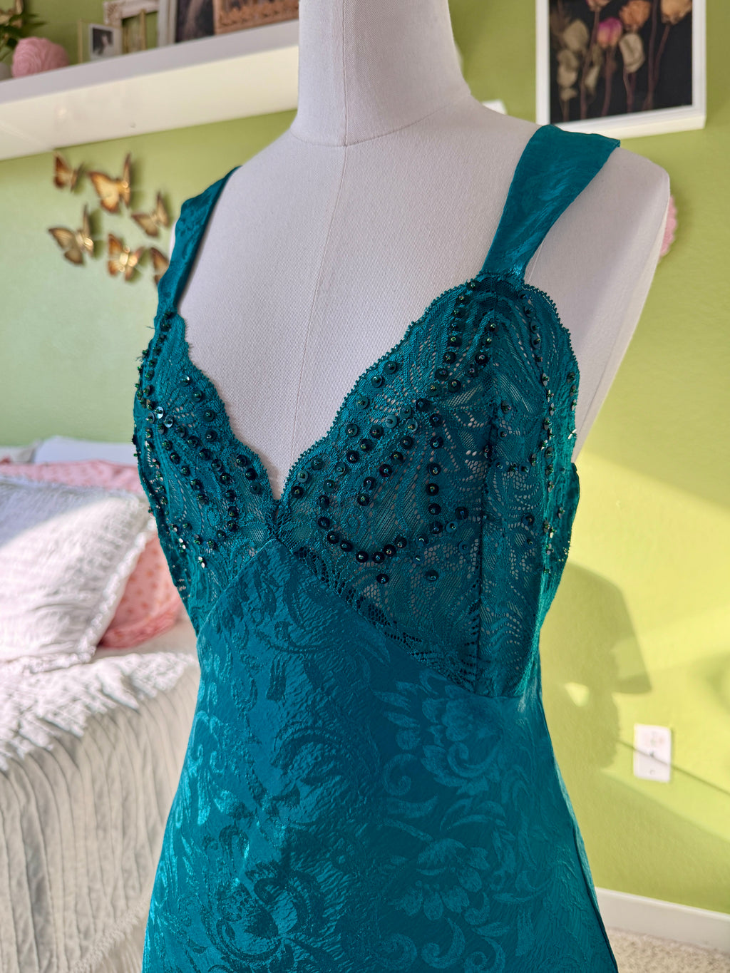 80s Emerald Green Victoria’s Secret Jacquard Beaded Lace Mermaid Slip Dress