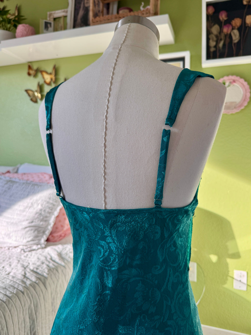 80s Emerald Green Victoria’s Secret Jacquard Beaded Lace Mermaid Slip Dress
