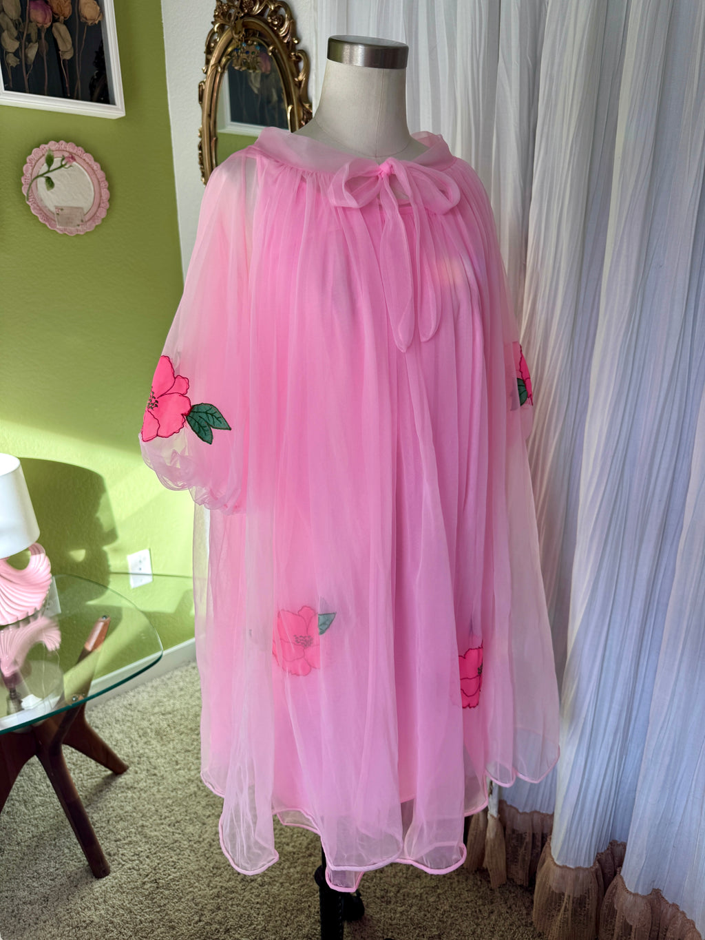 60s Pink Dayglo Nylon Hibiscus Flower Neglige & Peignoir Set