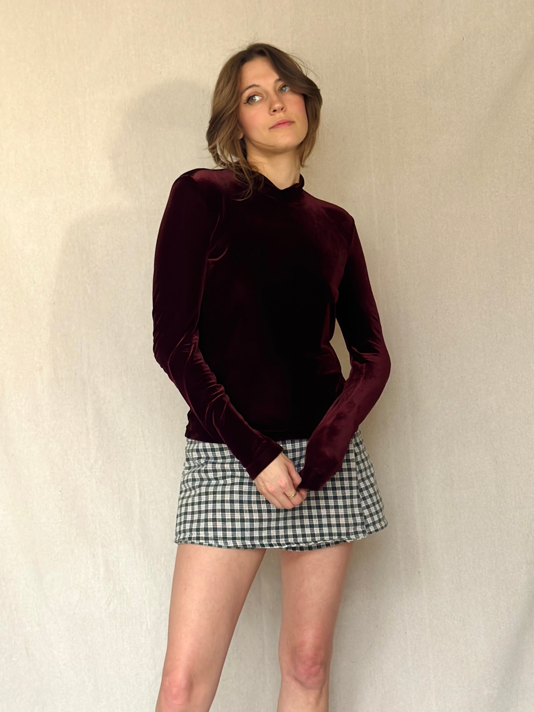 90s Velvet Wine Mock-neck Long Sleeve Top