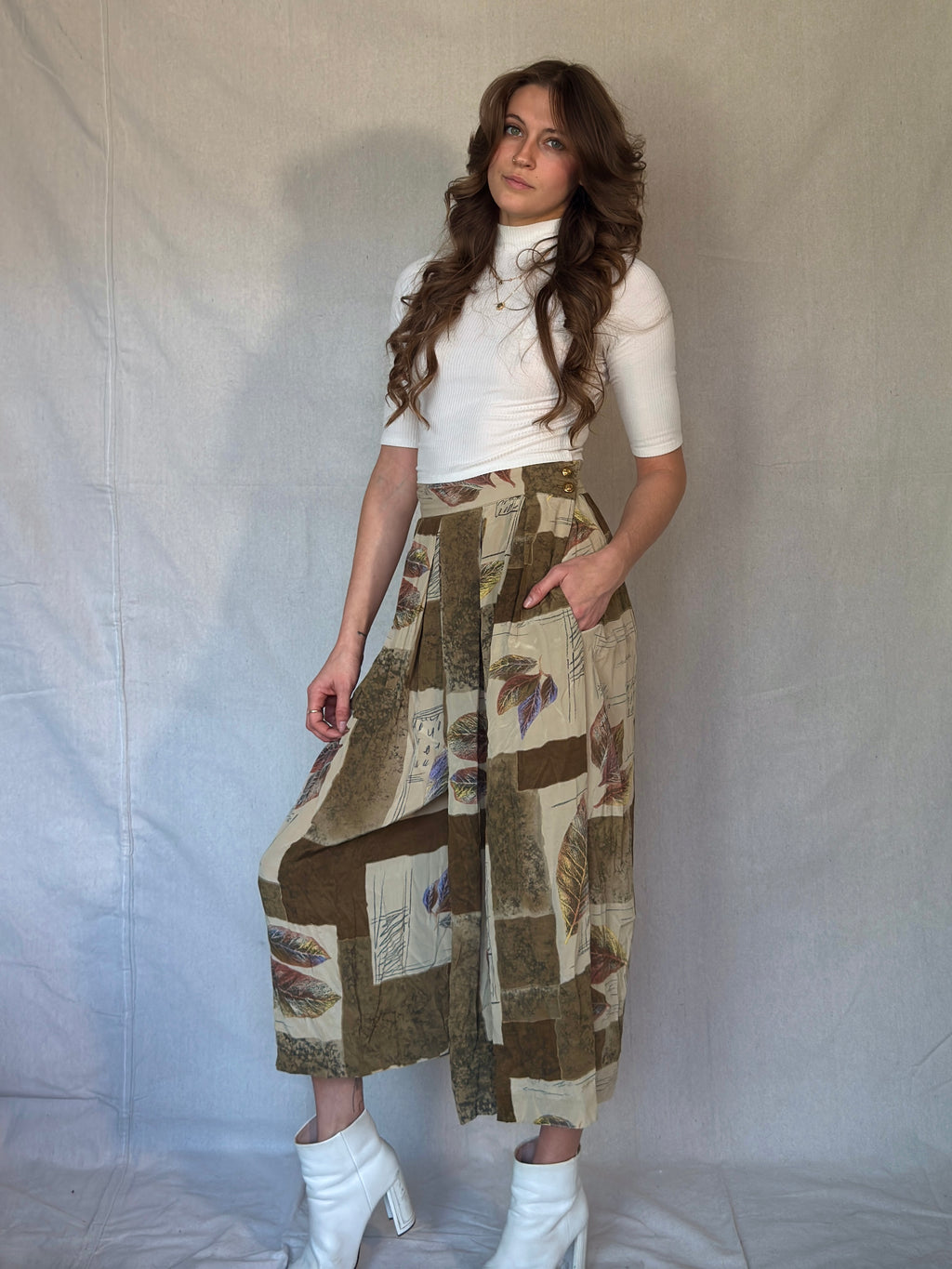 80s Muted Green Leaf Wide Leg Pants
