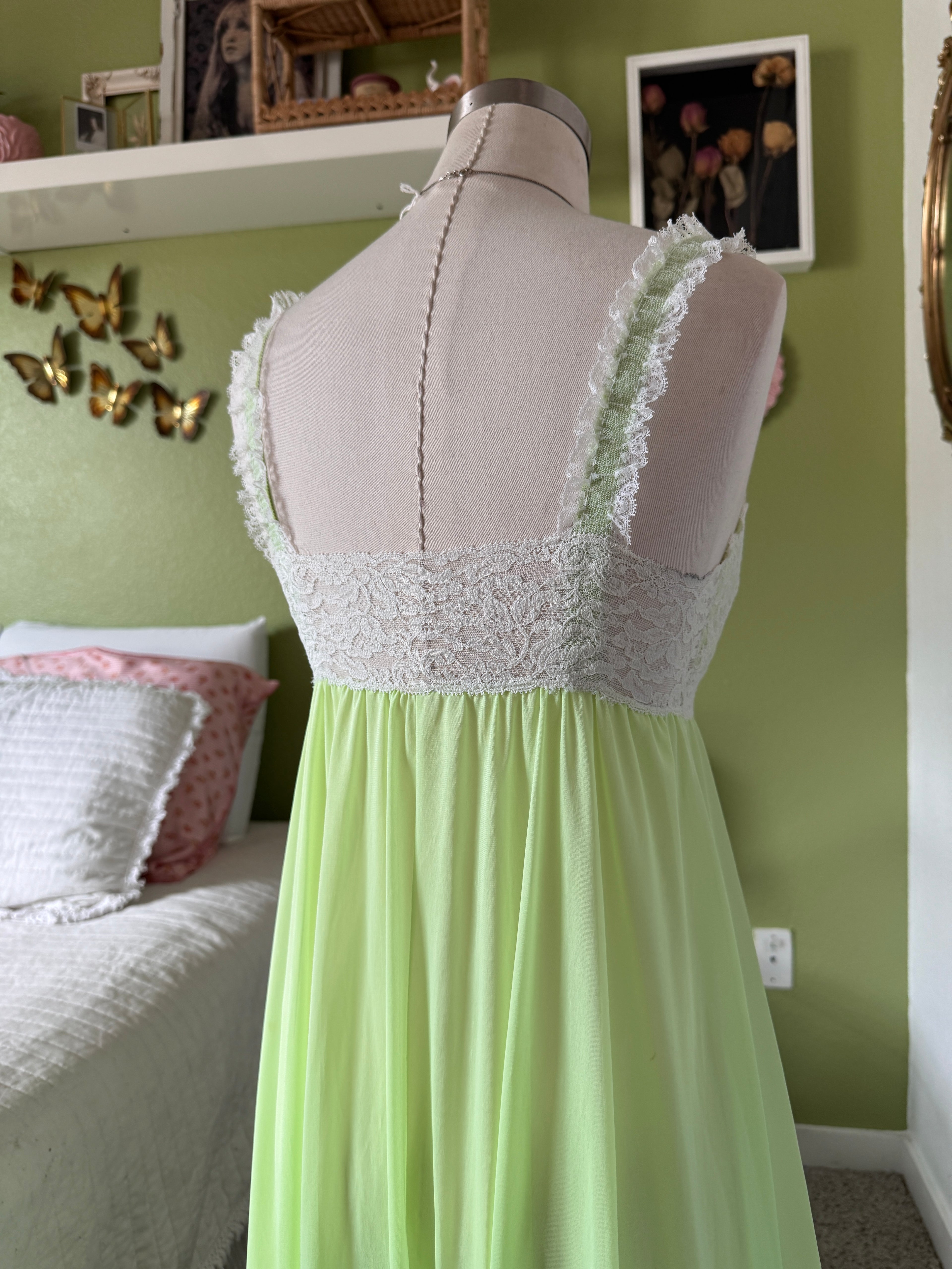 60s/70s Key Lime Green Nylon Lace Neglige Slip Dress