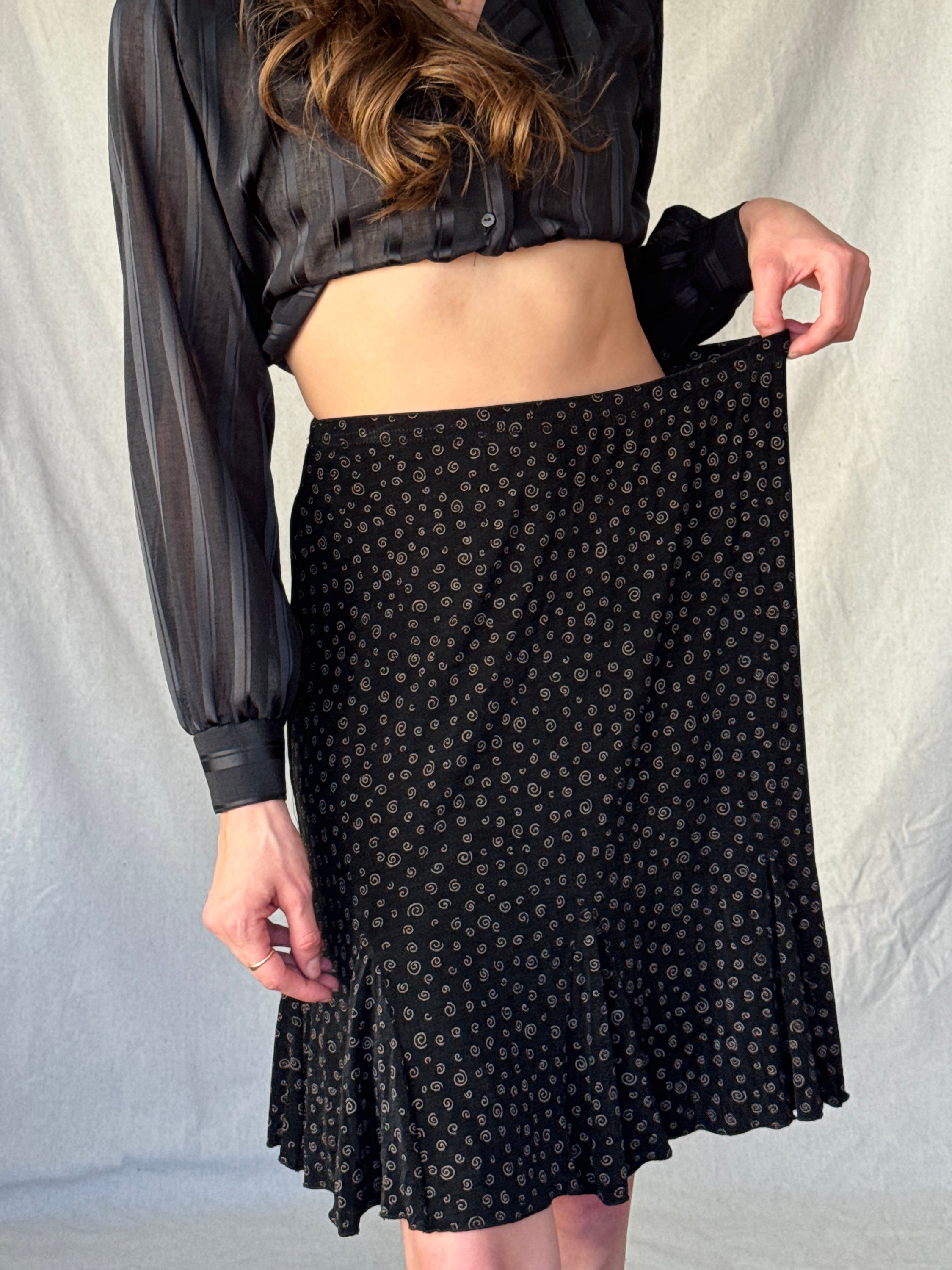 90s Black Swirl Print Midi Skirt