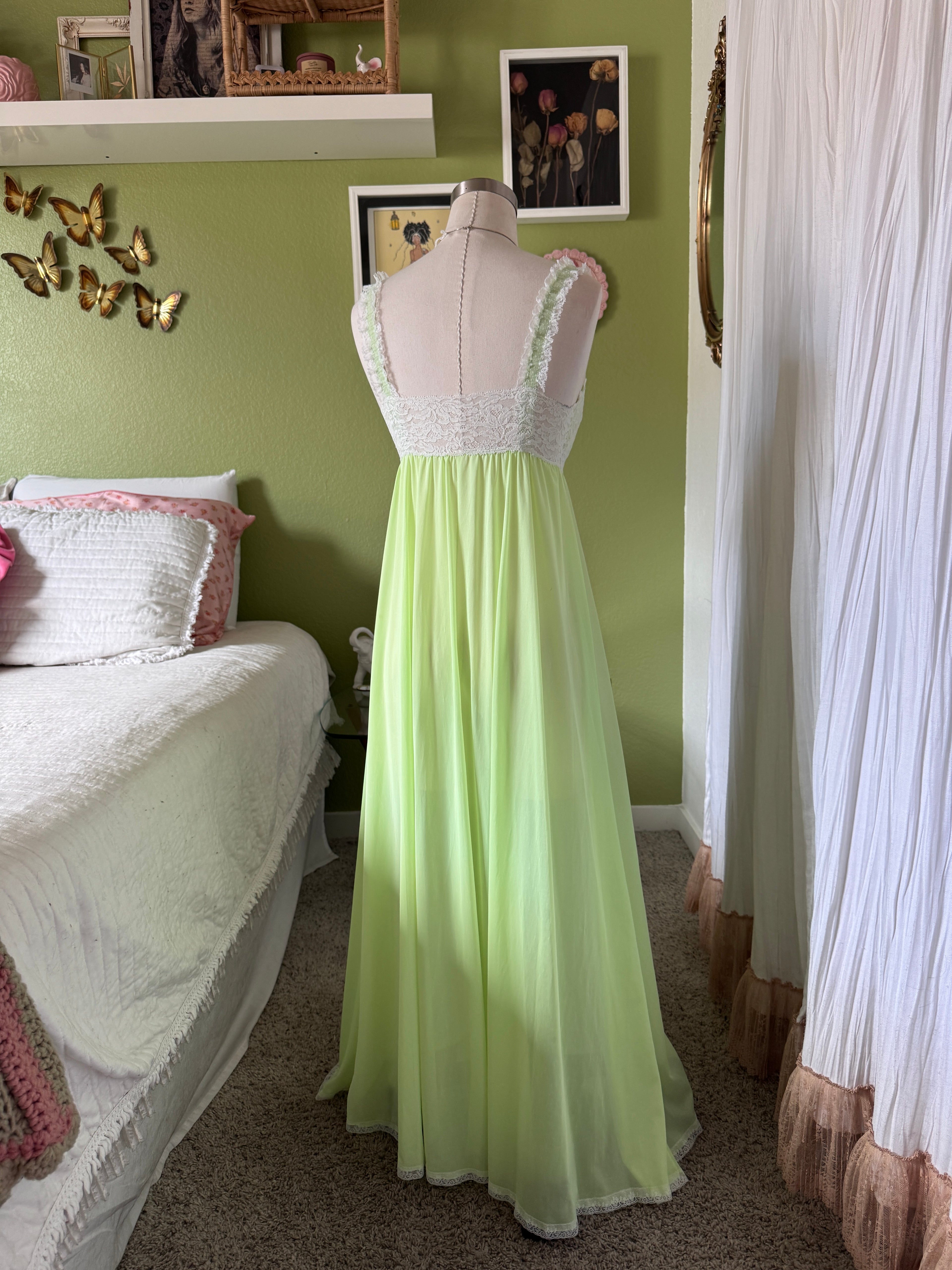 60s/70s Key Lime Green Nylon Lace Neglige Slip Dress