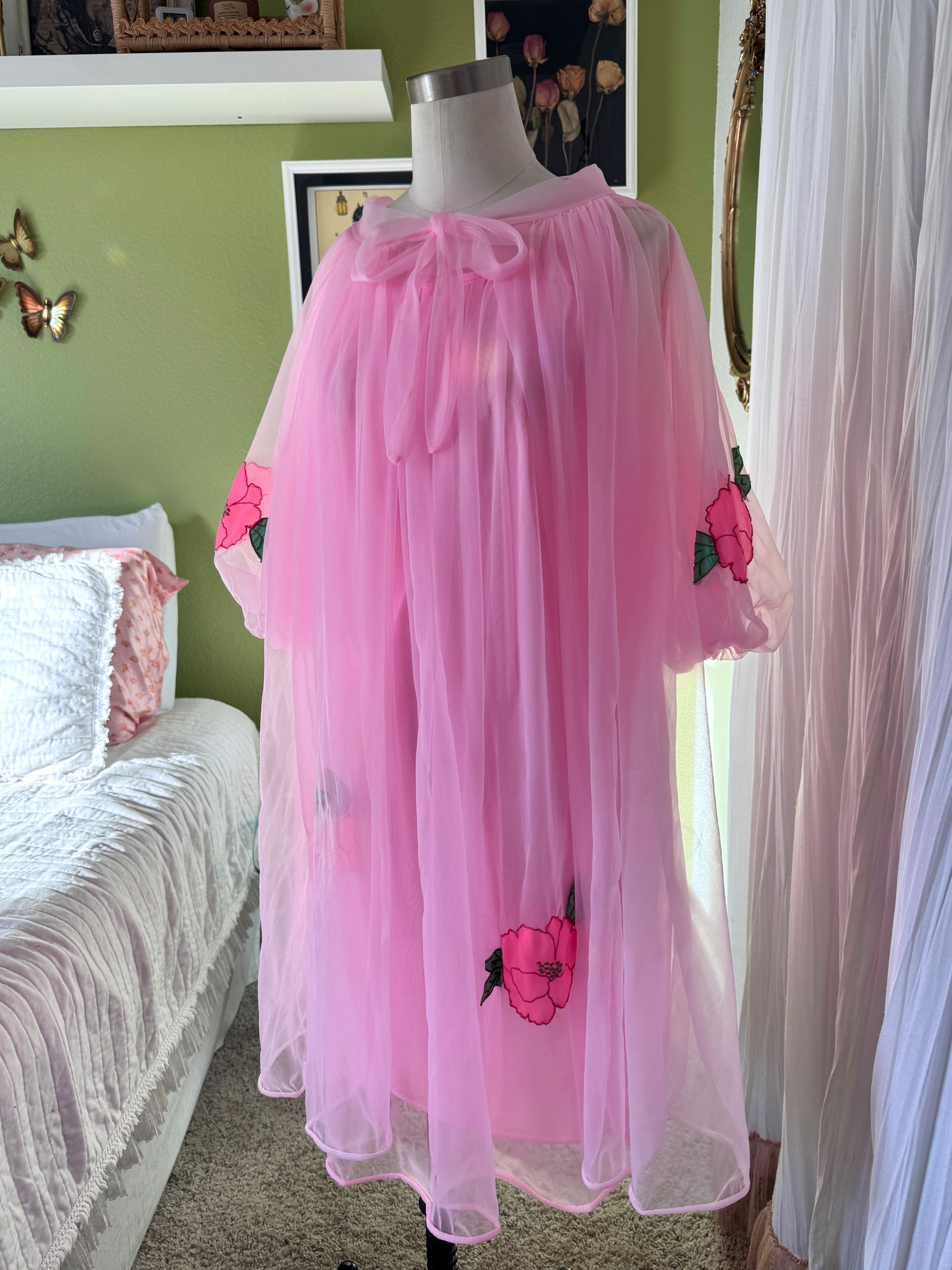 60s Pink Dayglo Nylon Hibiscus Flower Neglige & Peignoir Set