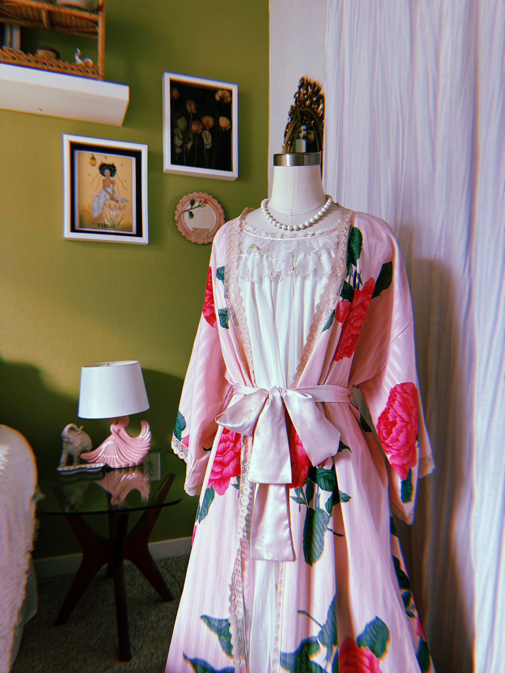 80s Baby Pink Floral Print Lace Trim Givenchy Robe (Made in USA)